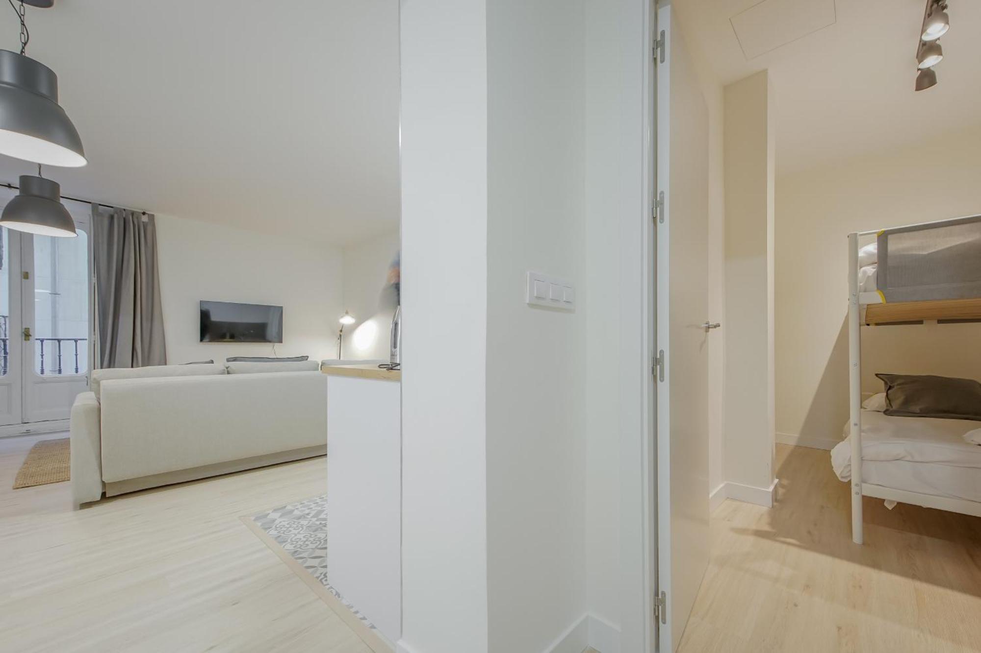 Cozy&New Apartment Para 6Pax En La Plaza De Tirso - Madrid E1 Exterior photo
