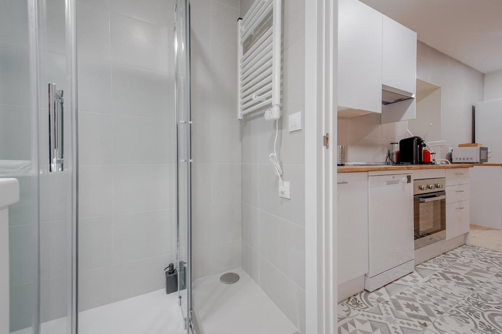 Cozy&New Apartment Para 6Pax En La Plaza De Tirso - Madrid E1 Exterior photo