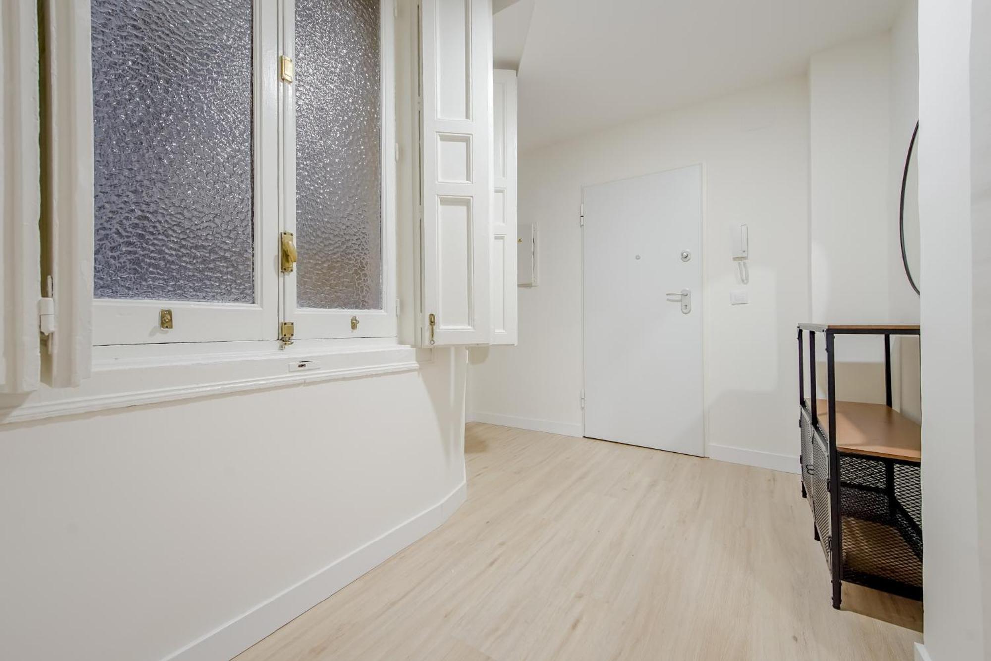 Cozy&New Apartment Para 6Pax En La Plaza De Tirso - Madrid E1 Exterior photo